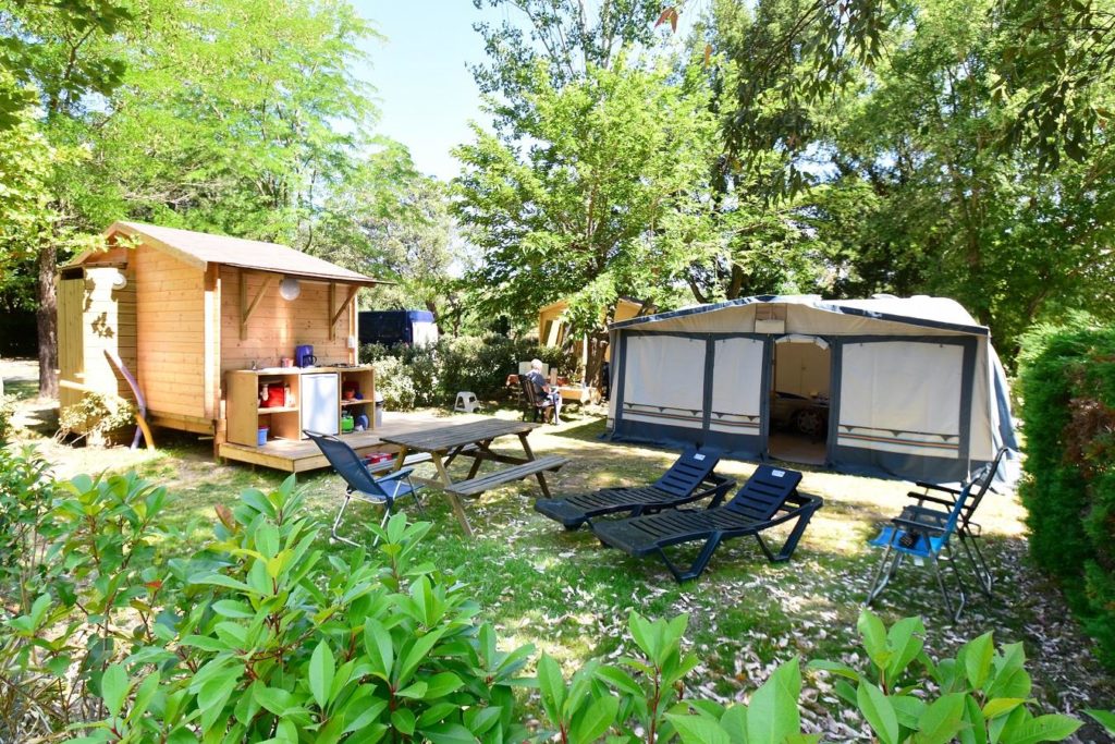 Emplacement Premium + sanitaire privé